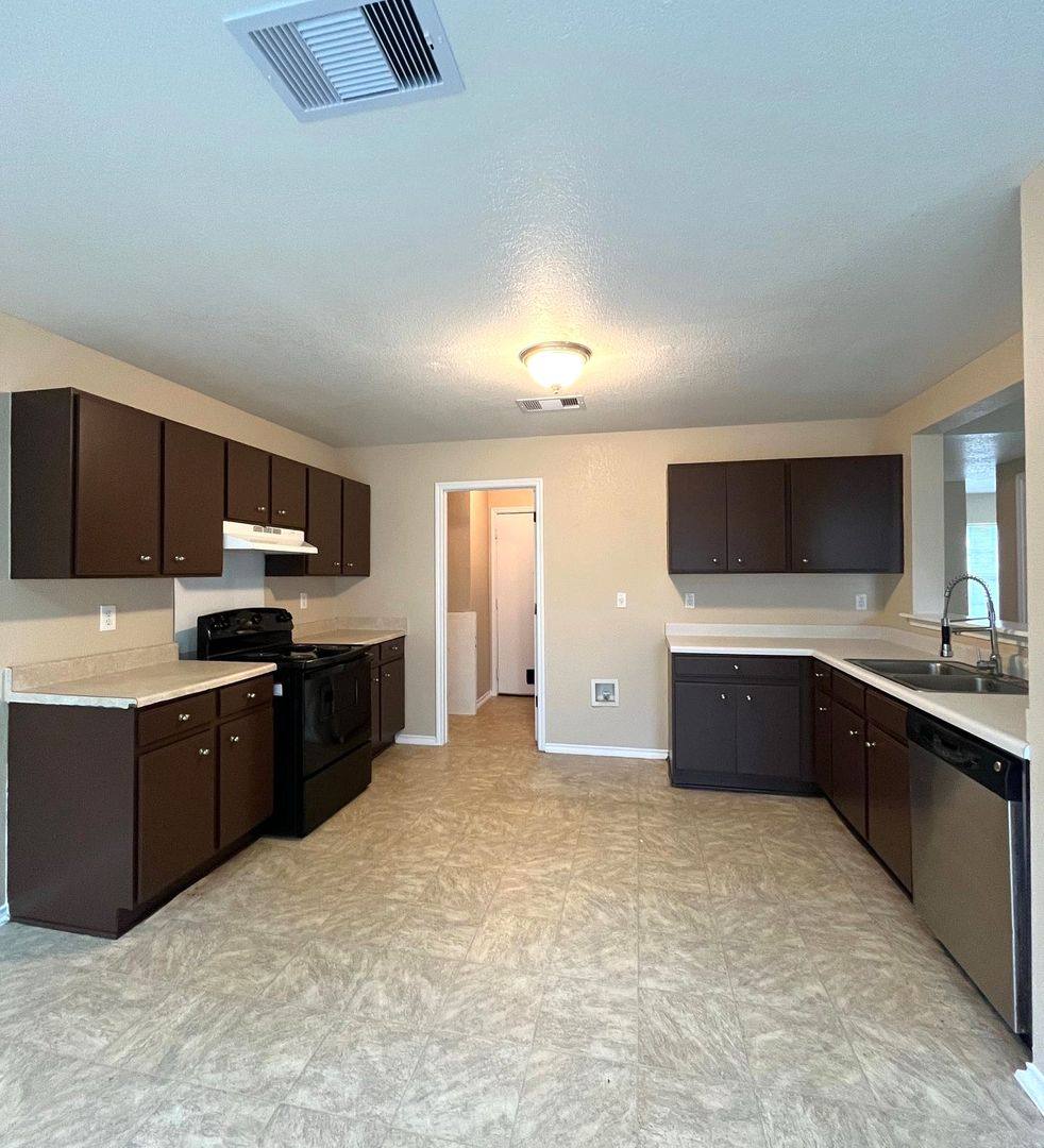 House for rent at 9 Sulfur Canyon, San Antonio, TX 78247