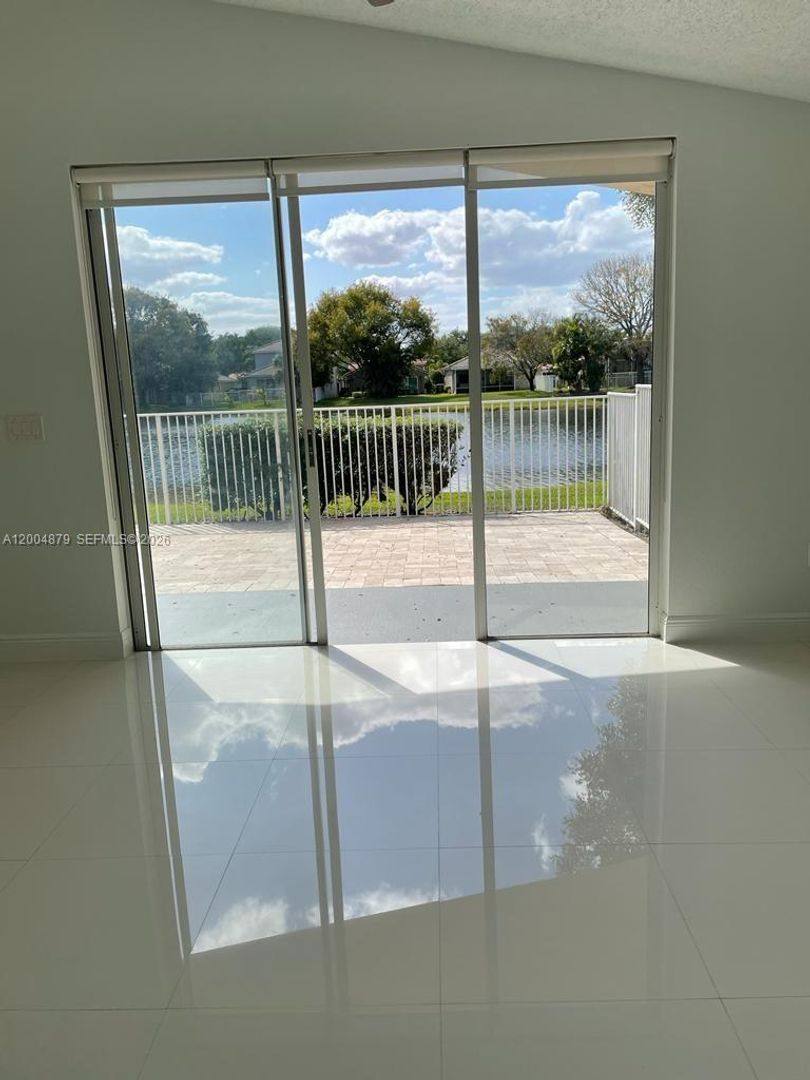 House for rent at 4117 Sapphire Bend, Fort Lauderdale, FL 33331
