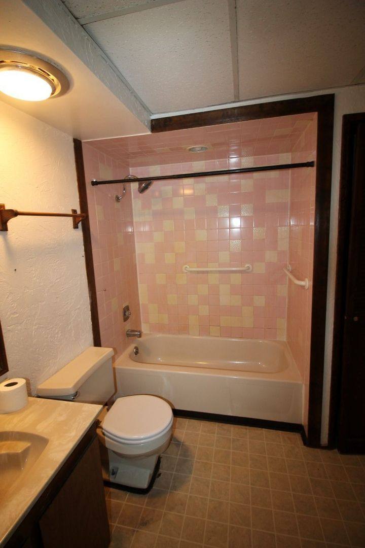 Apartment for rent at 3766 Lyle Ave, North Pole, AK 99705