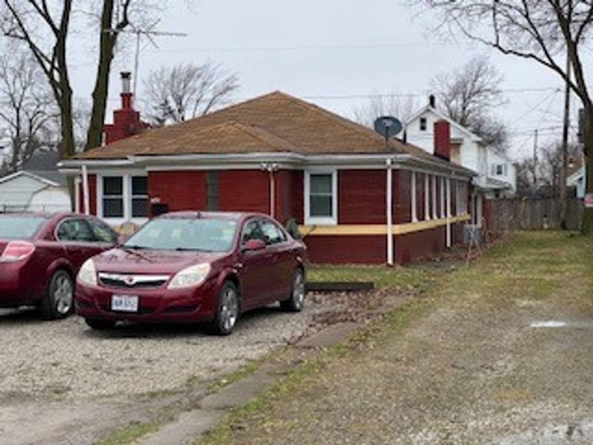 House for rent at 1763 E 36th St, Lorain, OH 44055