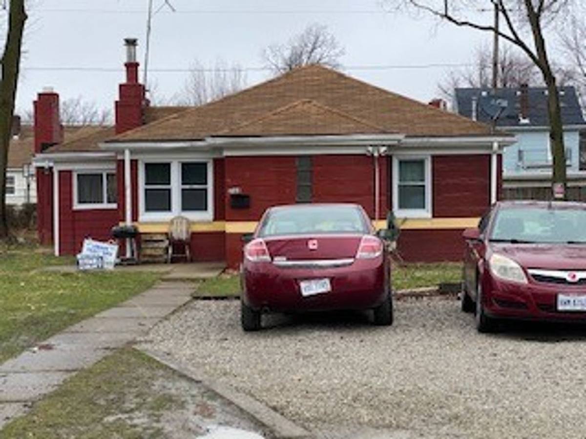 House for rent at 1763 E 36th St, Lorain, OH 44055