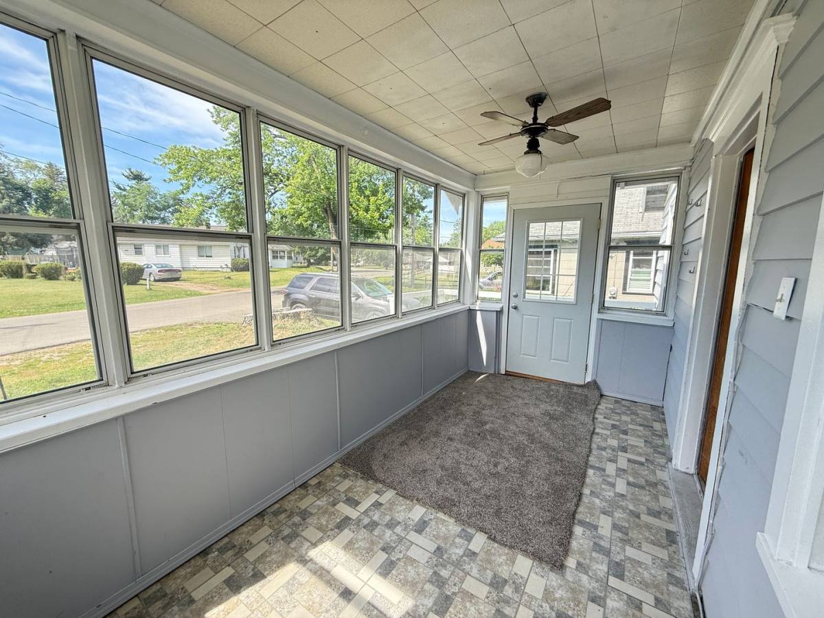 House for rent at 174 Walcott Ave, Jackson, MI 49203