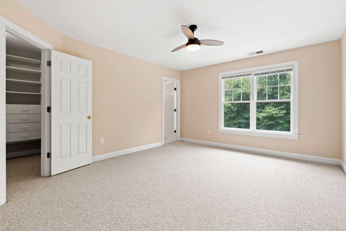 Townhouse for rent at 904 Edgewater Circle, Chapel Hill, NC 27516