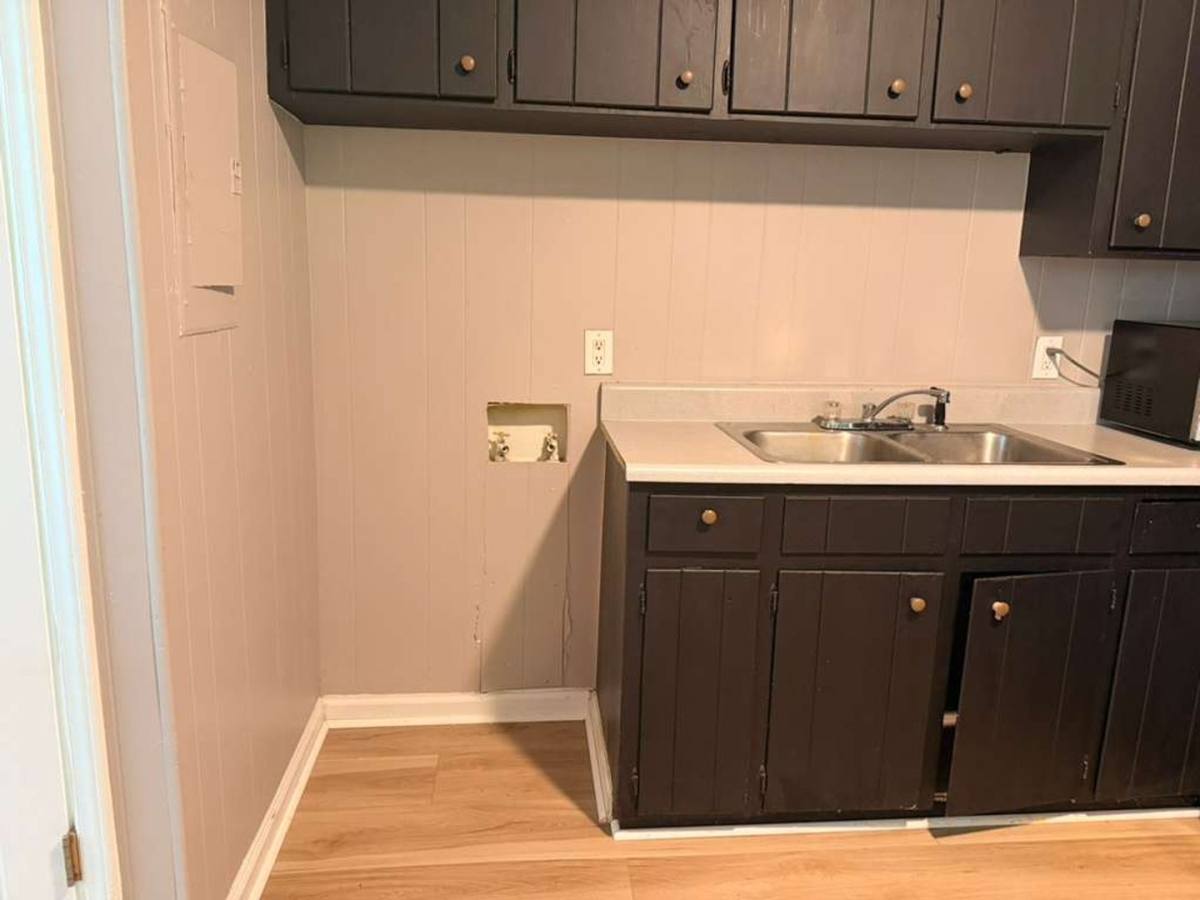 Apartment for rent at 200 Memorial Park Dr, Thomasville, NC 27360