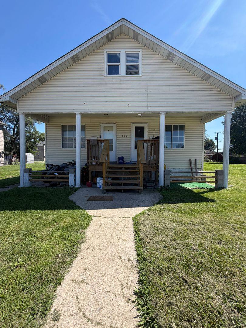 Apartment for rent at 1534 7th St, Madison, IL 62060