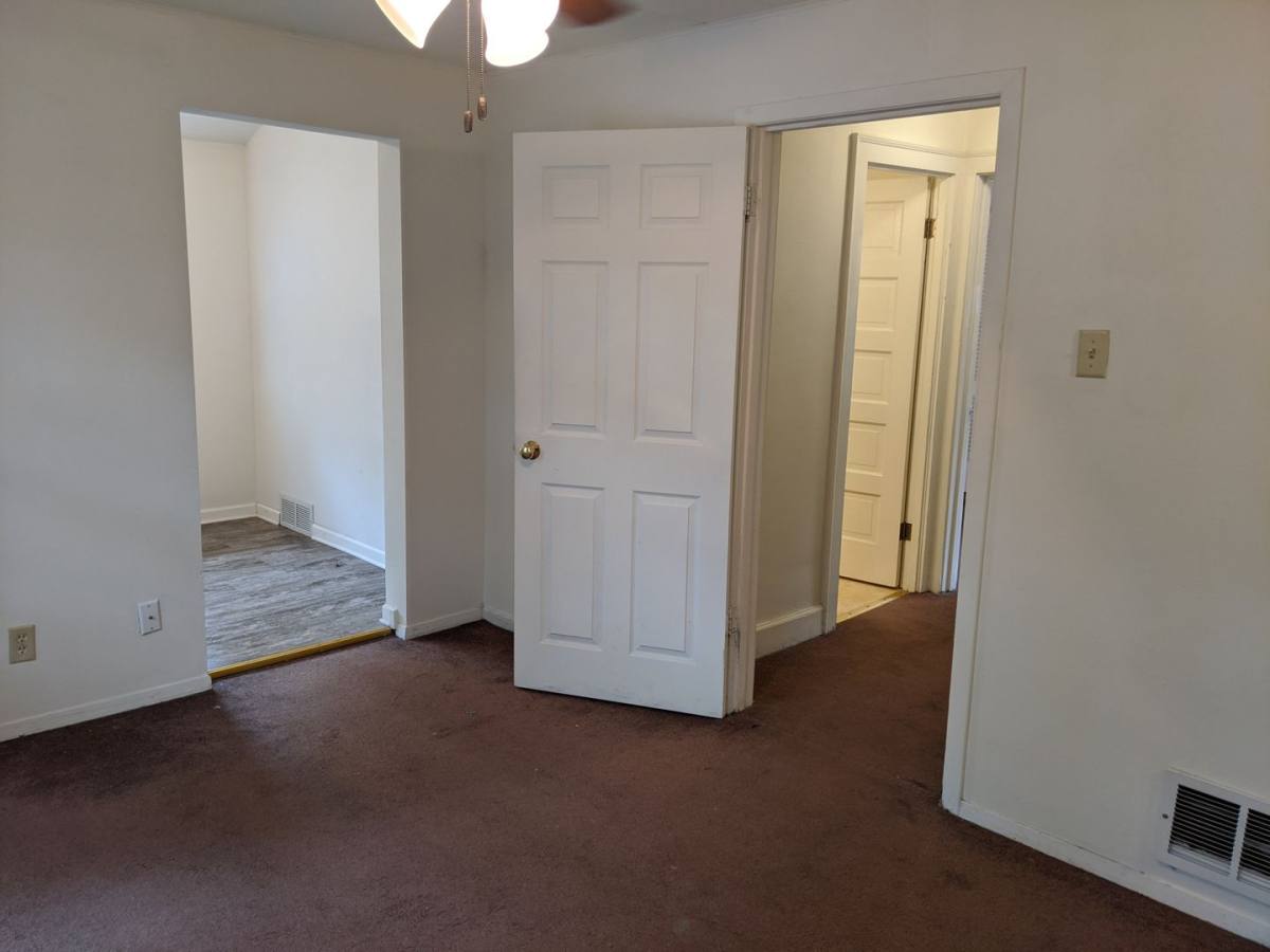 House for rent at 358 Augusta Ave, Dekalb, IL 60115