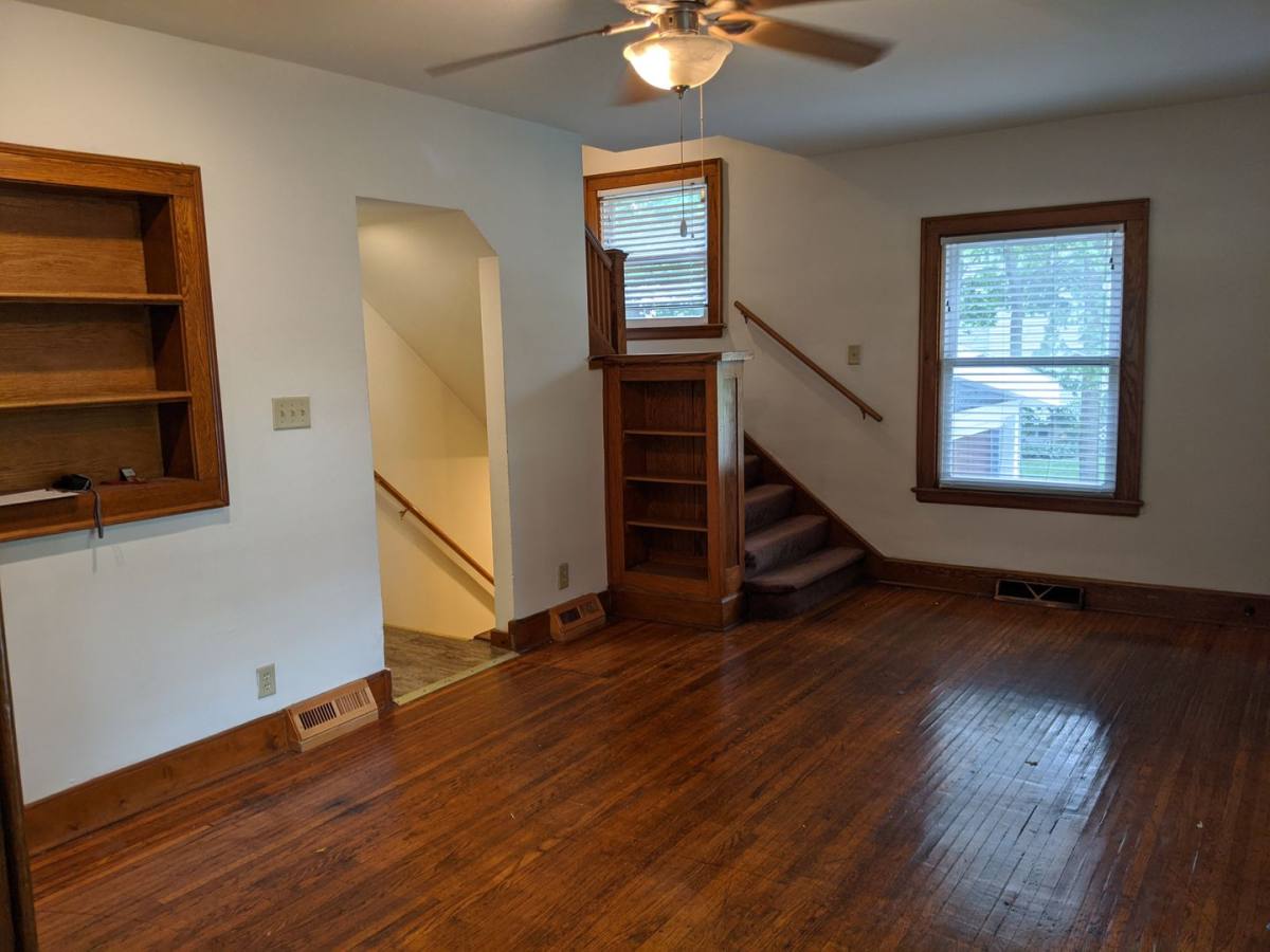 House for rent at 358 Augusta Ave, Dekalb, IL 60115