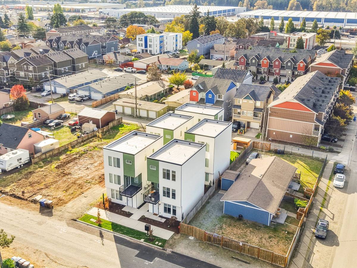 Apartment for rent at 4306 S Lawrence St, Tacoma, WA 98409