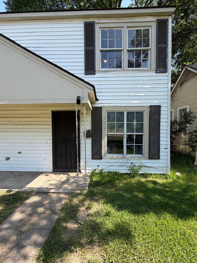 Apartment for rent at 126 E Olive St, Shreveport, LA 71104
