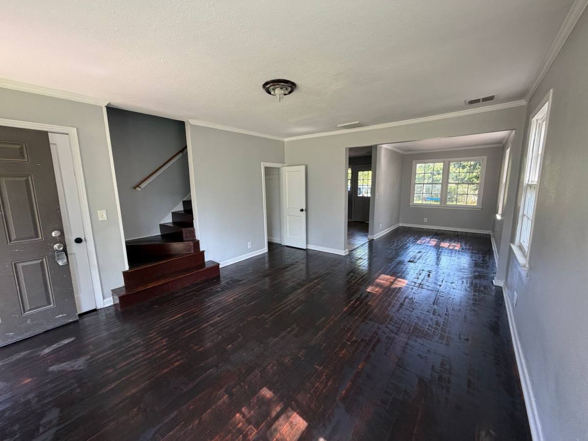 Apartment for rent at 126 E Olive St, Shreveport, LA 71104