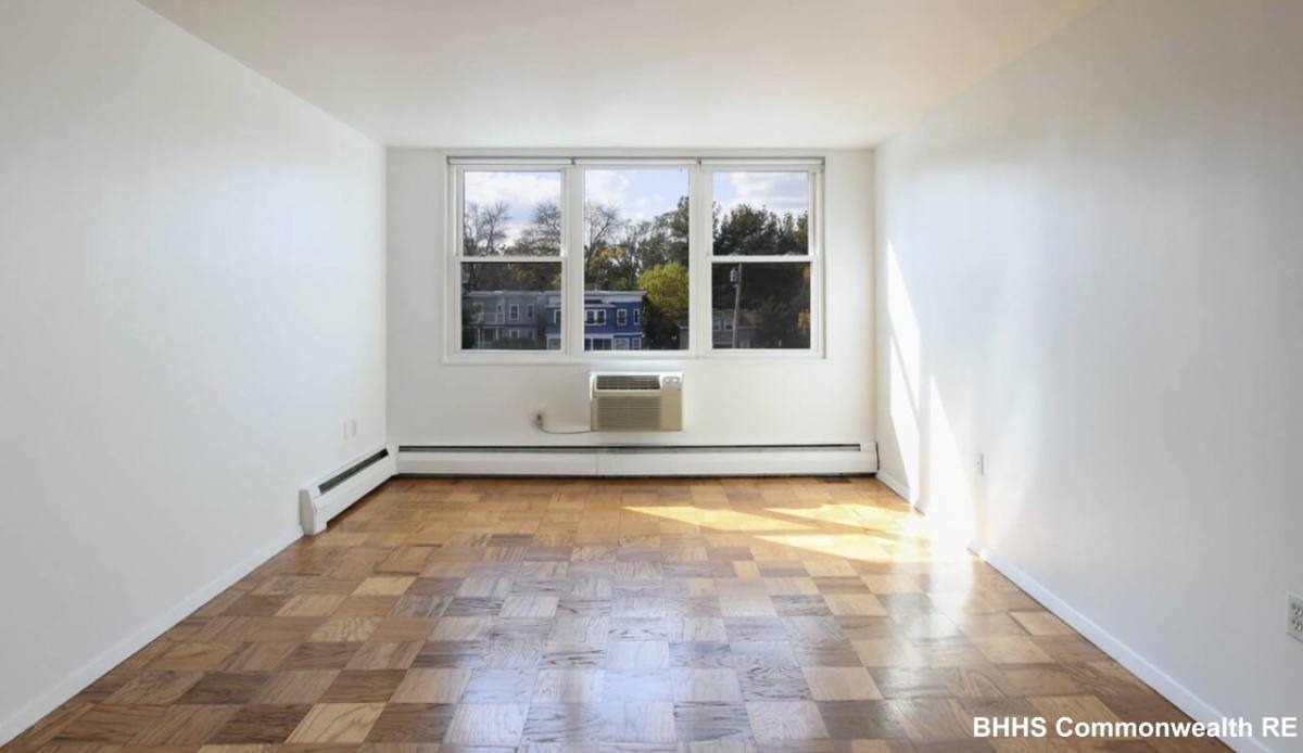 Apartment for rent at 205 Walden St, Cambridge, MA 02140