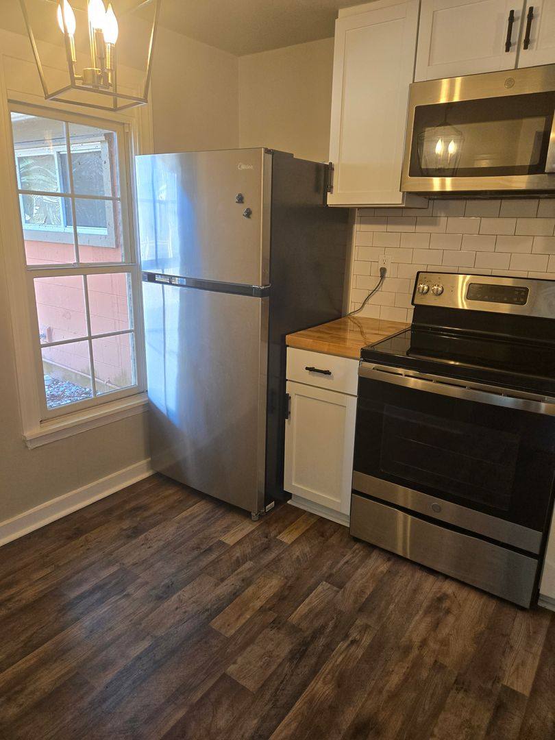 Apartment for rent at 1151 Bexley Dr, North Charleston, SC 29405