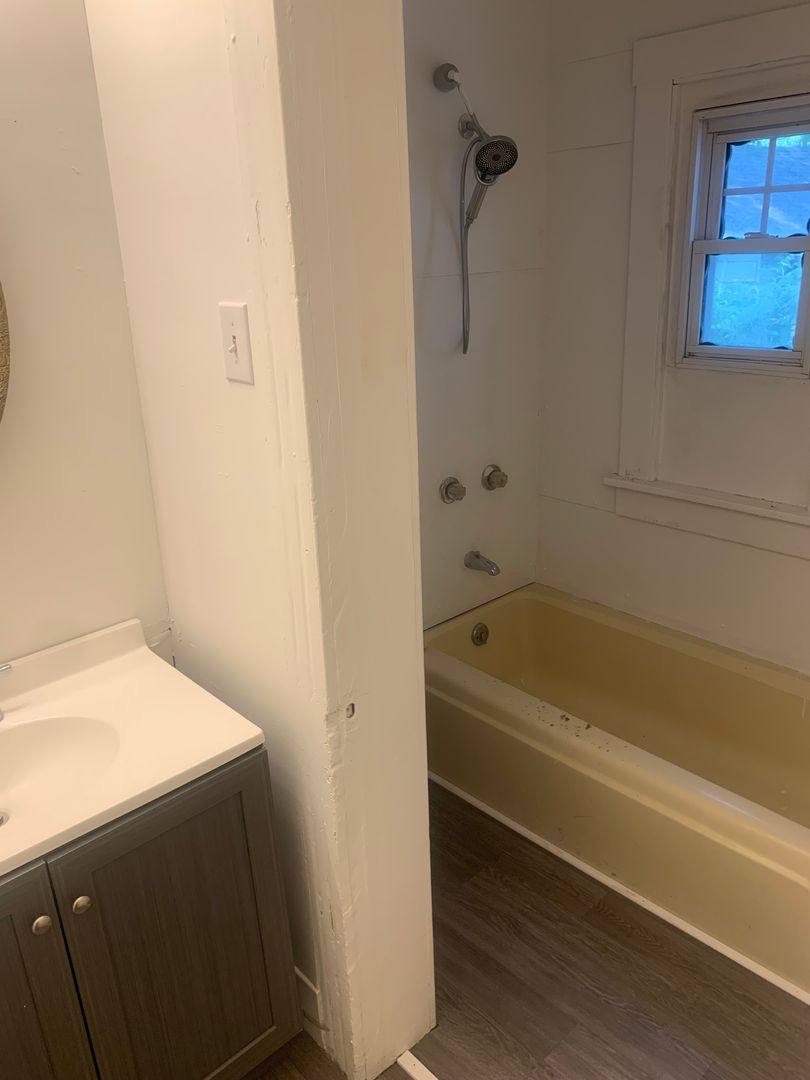 House for rent at 1010 N 12th, Springfield, IL 62702
