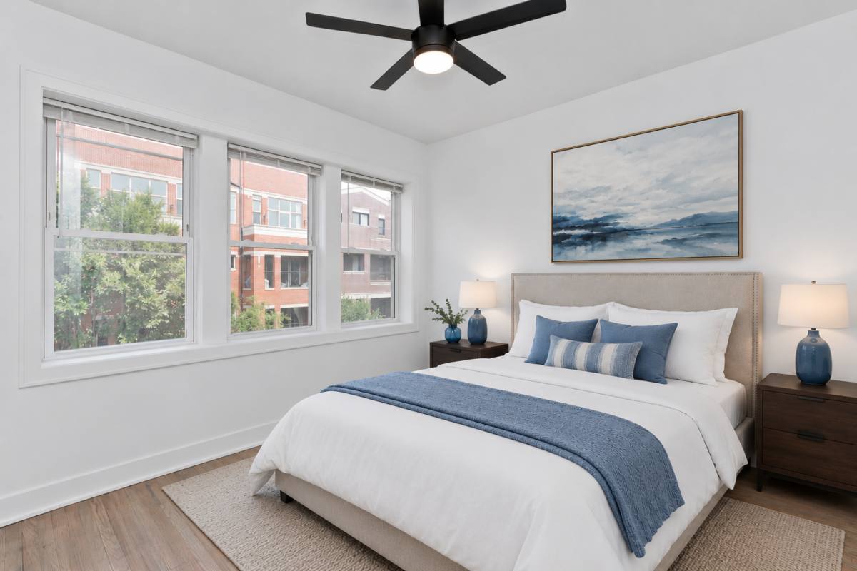 Apartment for rent at 2464-70 N Lincoln Ave, Chicago, IL 60614