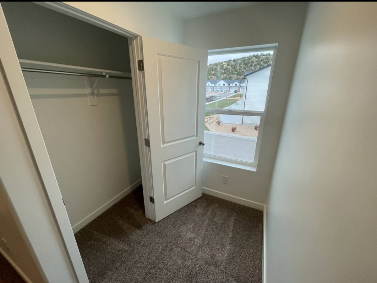 Townhouse for rent at 517 S May Dr, Cedar City, UT 84720