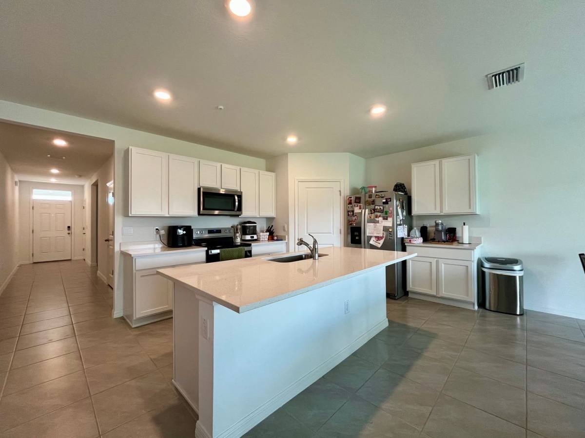 House for rent at 3505 Thistle Bank Court, Plant City, FL 33565