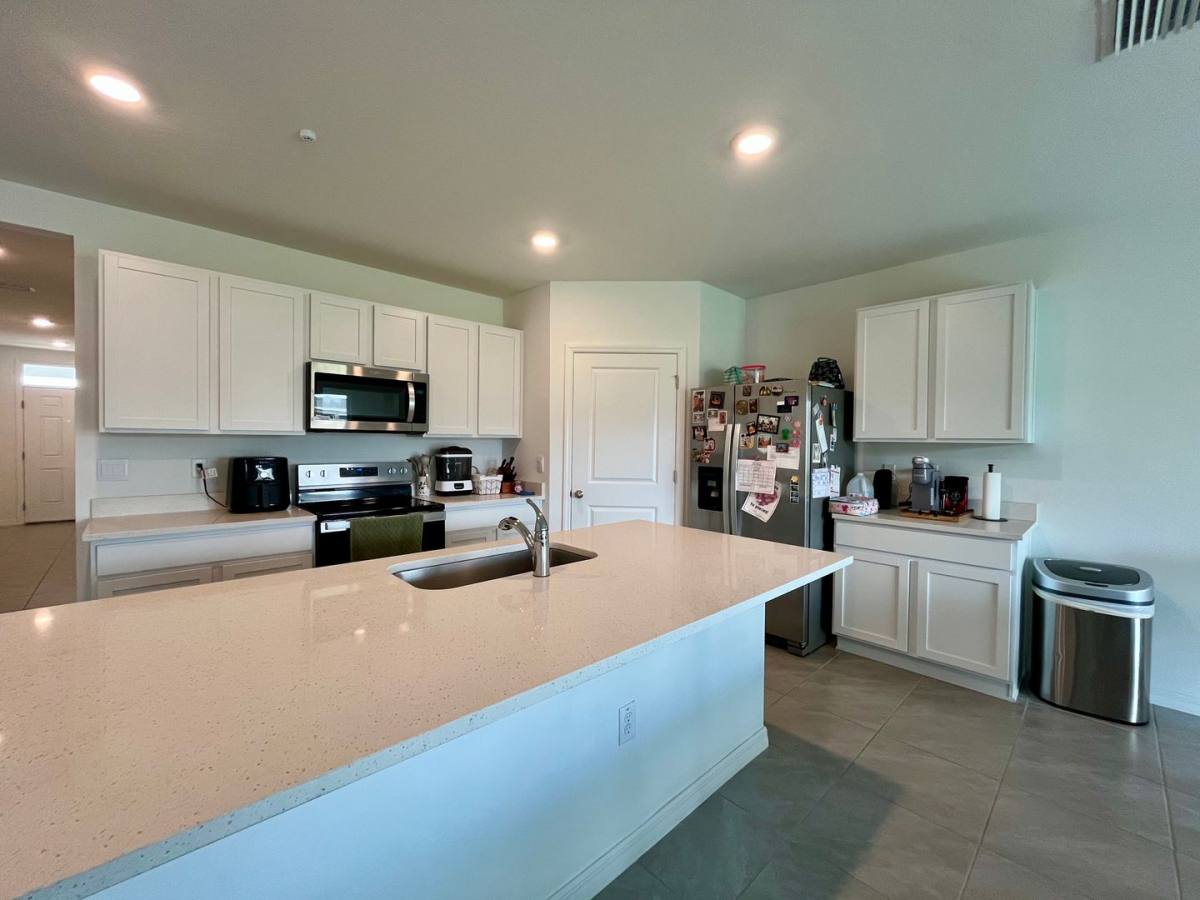 House for rent at 3505 Thistle Bank Court, Plant City, FL 33565