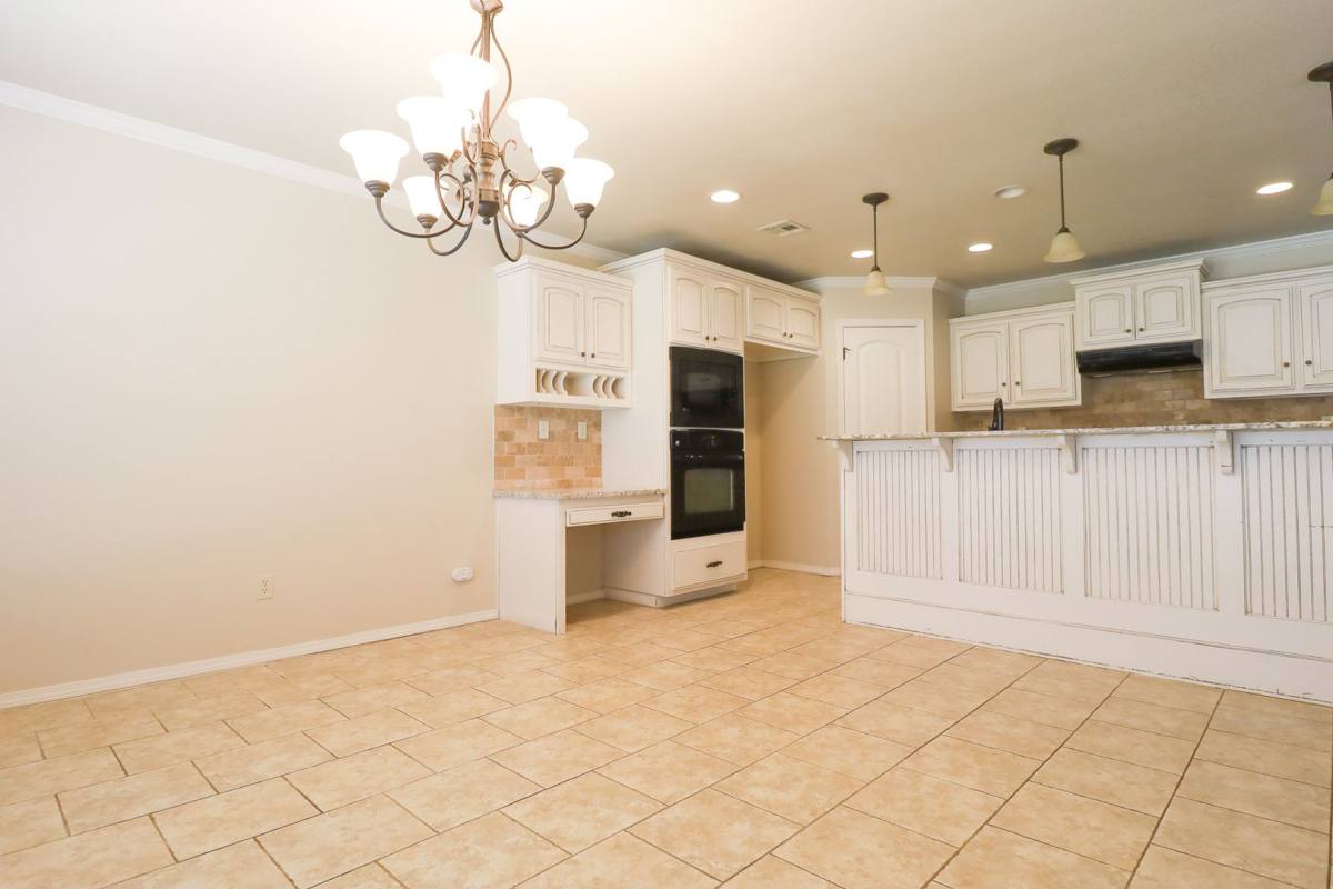 House for rent at 5107 Barr Dr, Sand Springs, OK 74063
