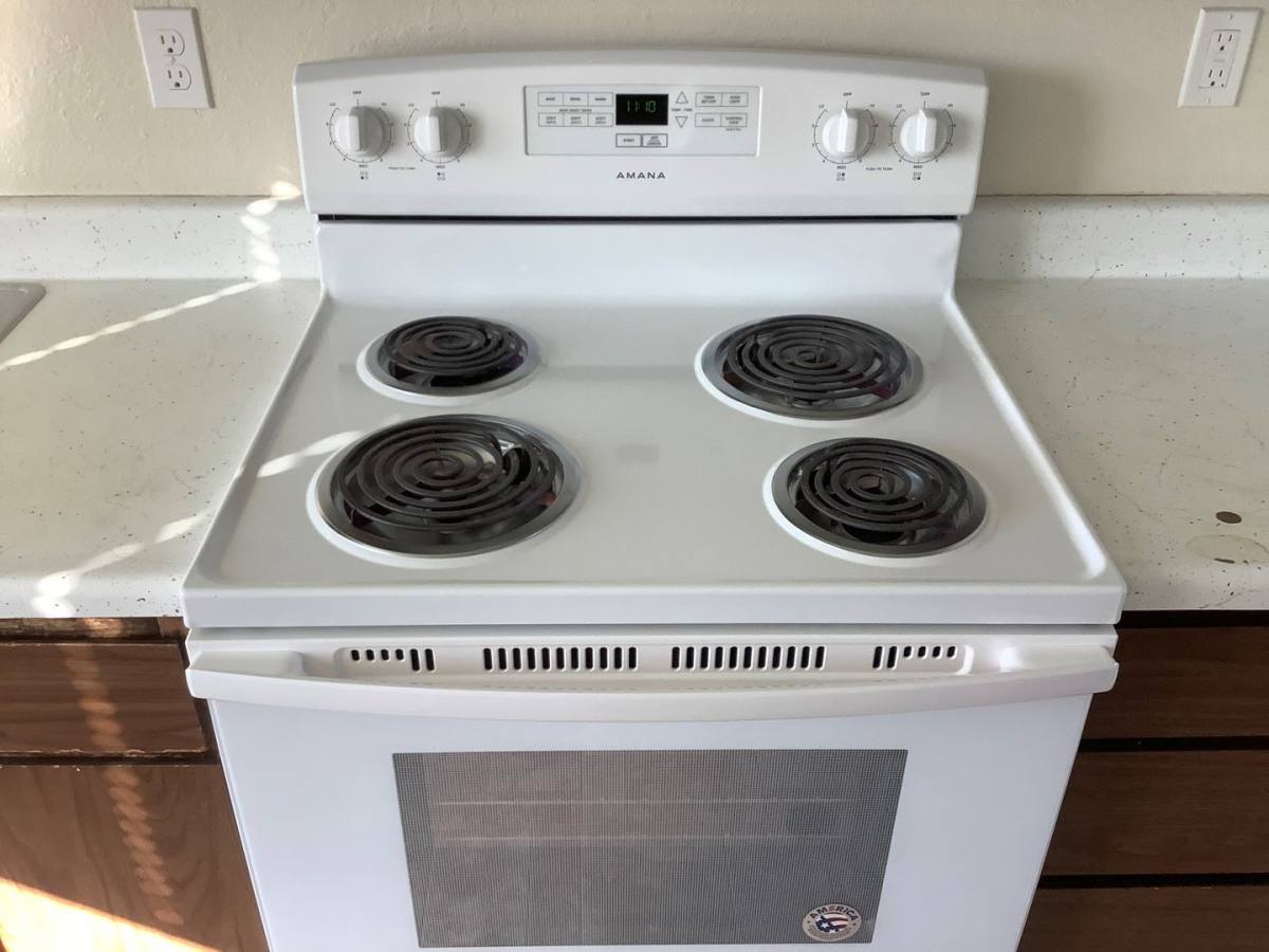Apartment for rent at 250 S Marple, Coos Bay, OR 97420