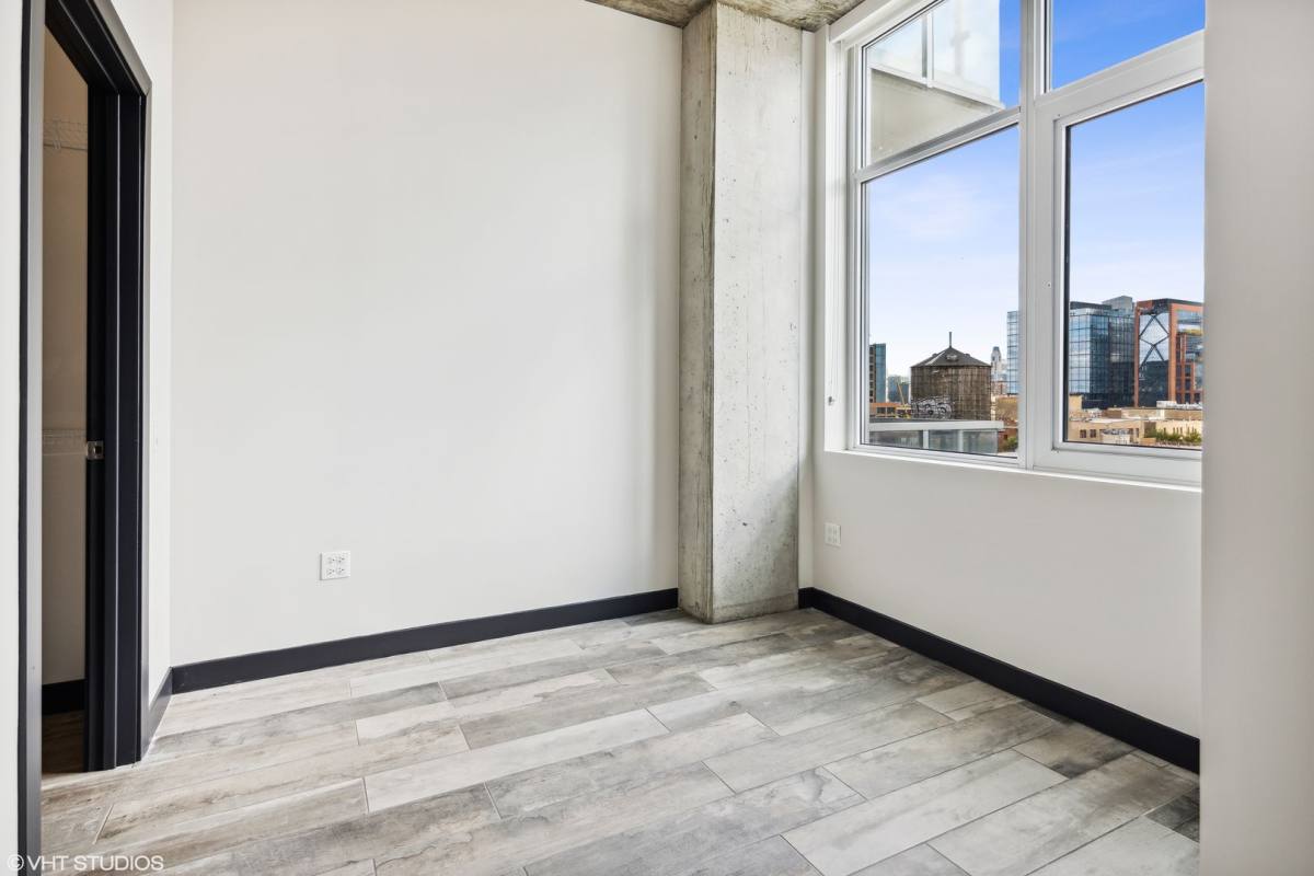 Apartment for rent at 171 N Aberdeen St, Chicago, IL 60607