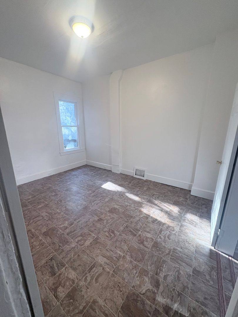 Apartment for rent at 207 S Pine St #1, York, PA 17403