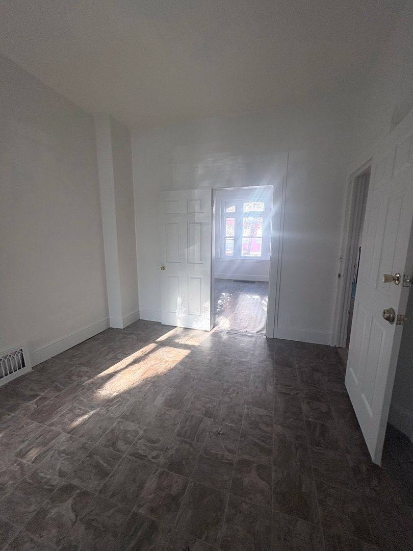 Apartment for rent at 207 S Pine St #1, York, PA 17403