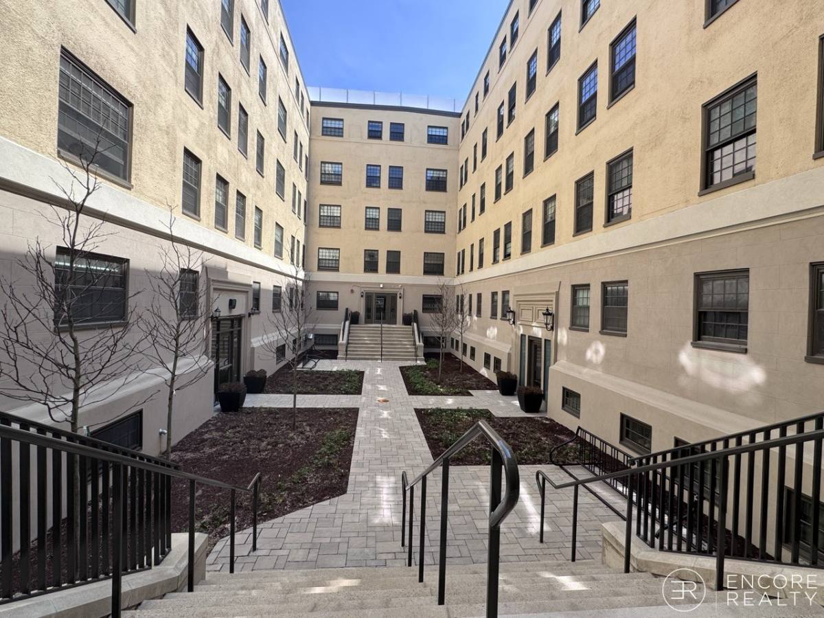 Apartment for rent at 1200 Massachusetts Ave, Cambridge, MA 02138