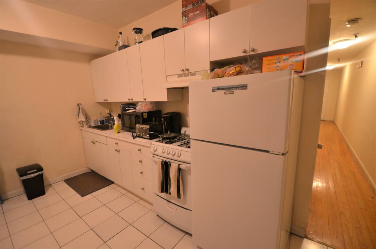 Apartment for rent at 409 Marlborough St #1, Boston, MA 02116