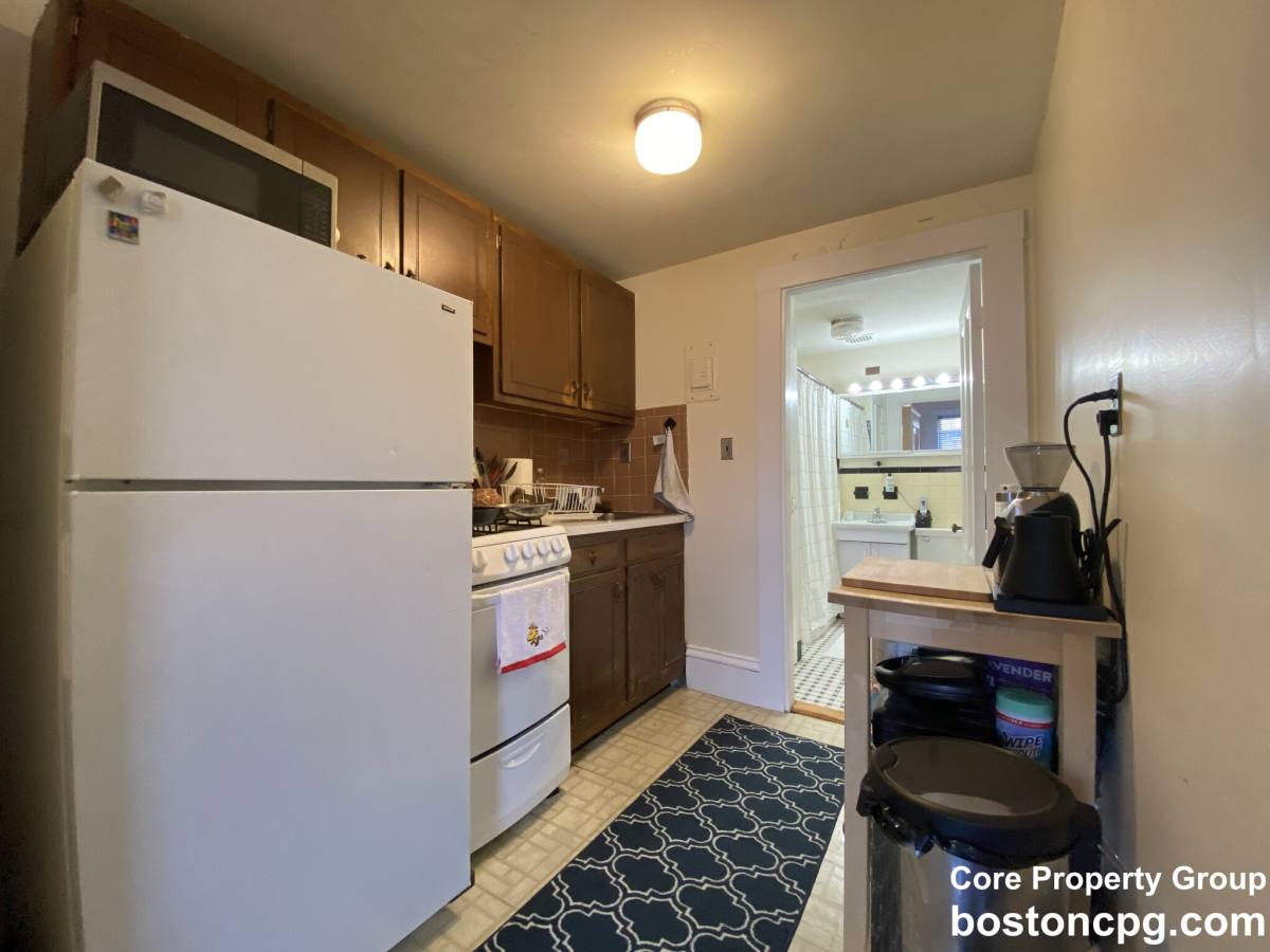 Apartment for rent at 233 Beacon #9, Boston, MA 02116