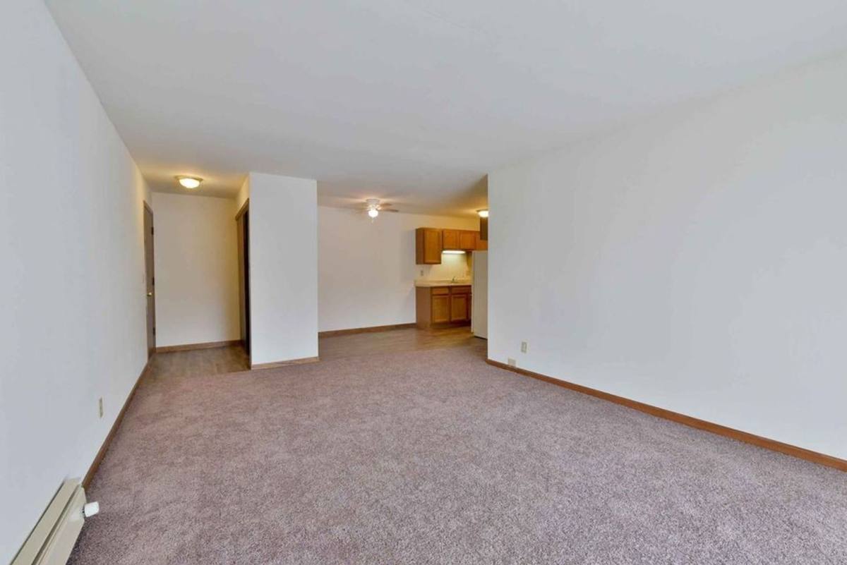 Apartment for rent at 1311-1315 Fleetfoot Dr, Waukesha, WI 53186
