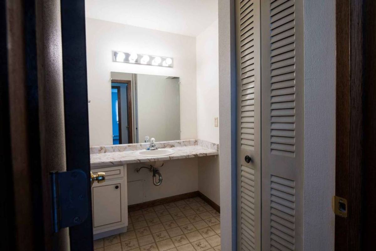 Apartment for rent at 1311-1315 Fleetfoot Dr, Waukesha, WI 53186