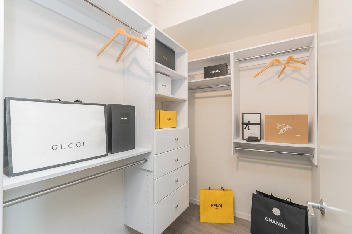 Apartment for rent at 8 E Huron St, Chicago, IL 60611
