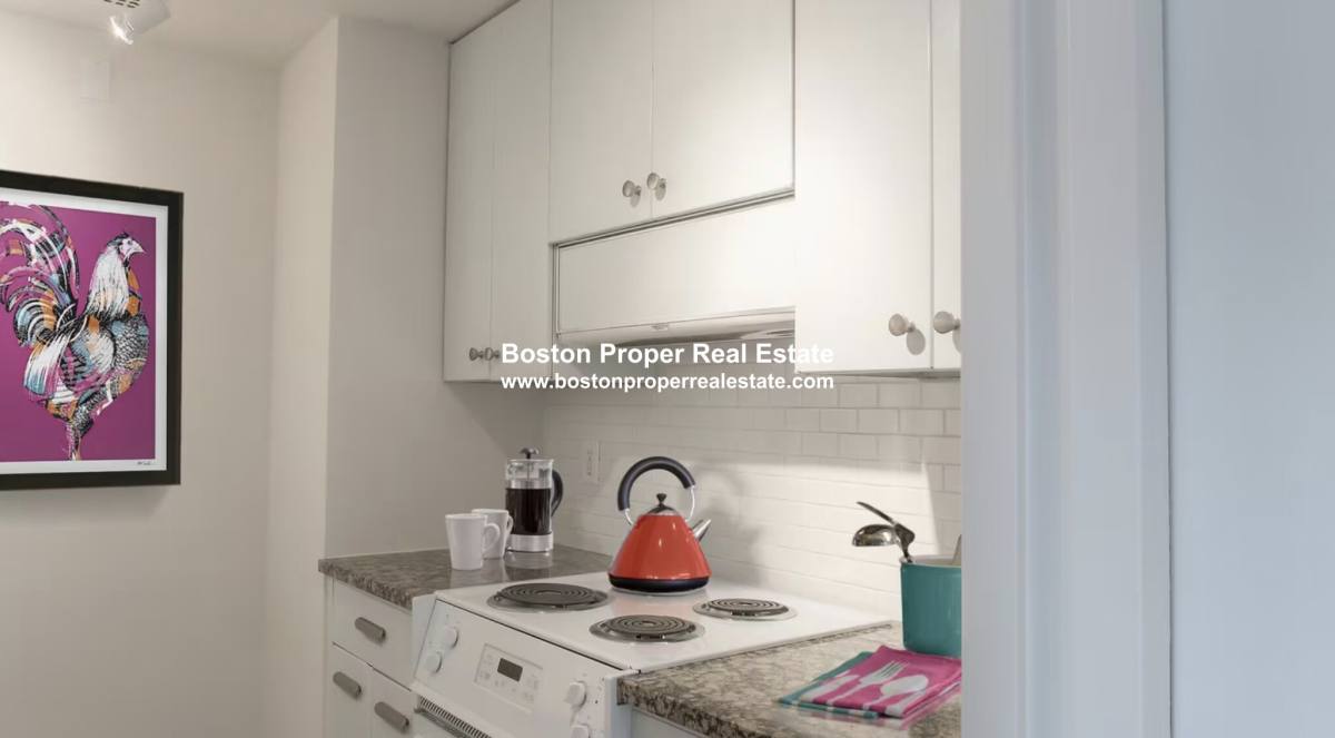 Apartment for rent at 790 Boylston St #3A, Boston, MA 02116