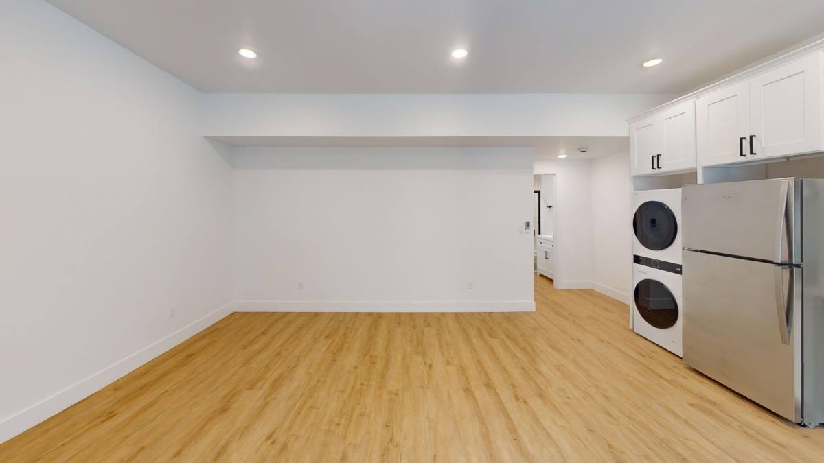 Apartment for rent at 1317 Allesandro St, Los Angeles, CA 90026