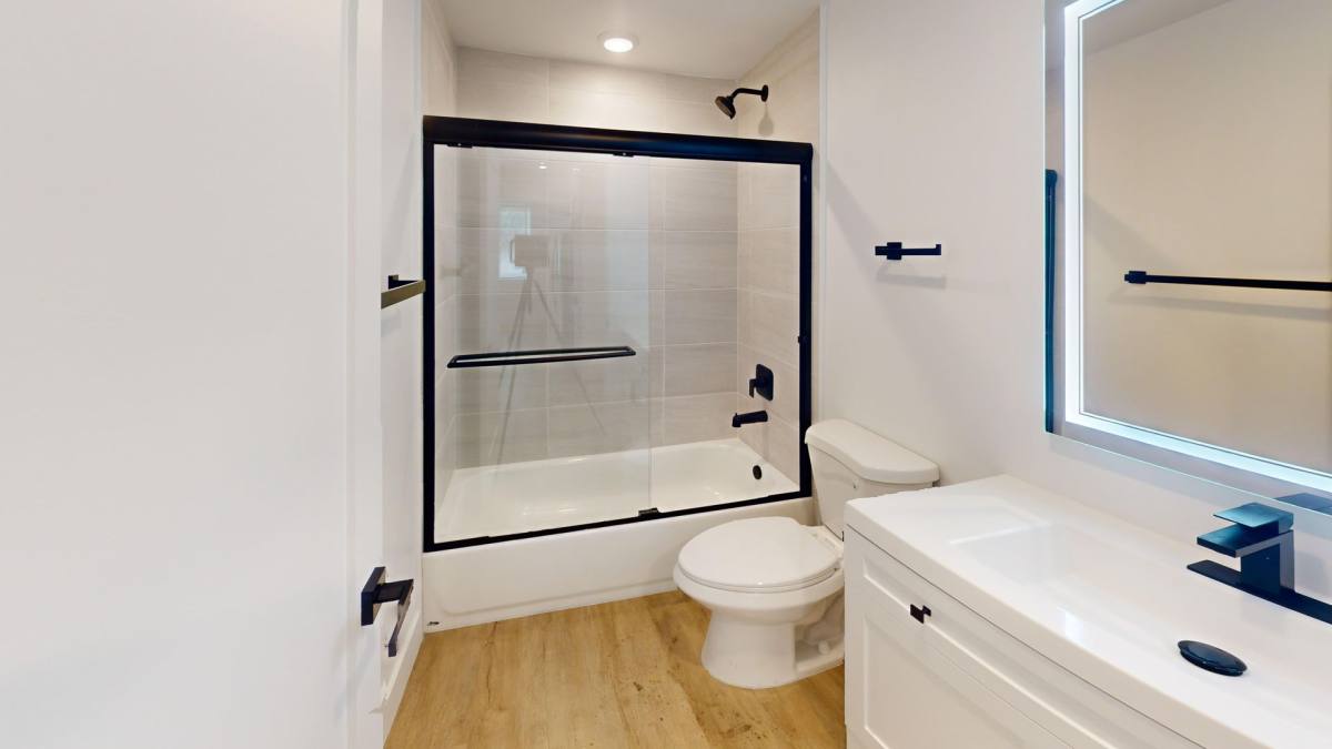 Apartment for rent at 1317 Allesandro St, Los Angeles, CA 90026