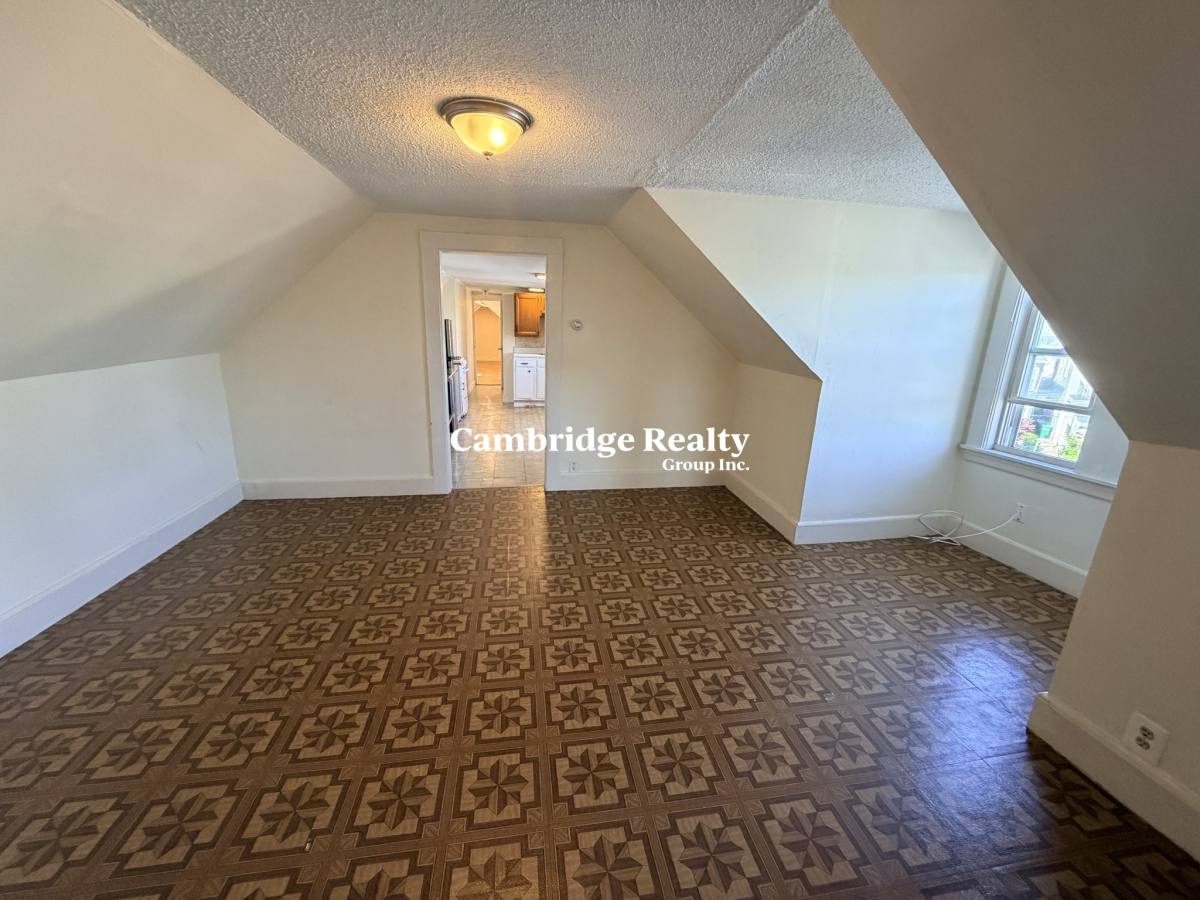 House for rent at 543 Broadway #3A, Somerville, MA 02143