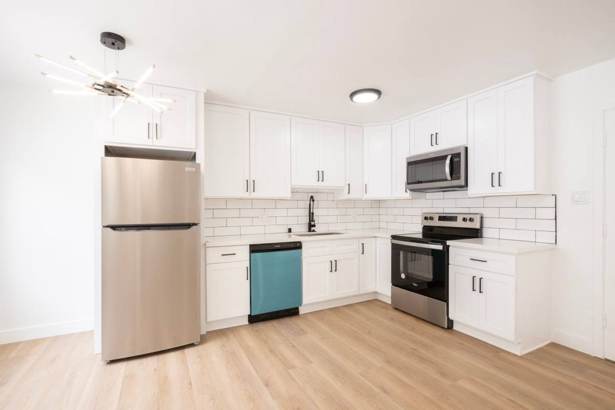 Apartment for rent at 1626 N Fuller Ave, Los Angeles, CA 90046