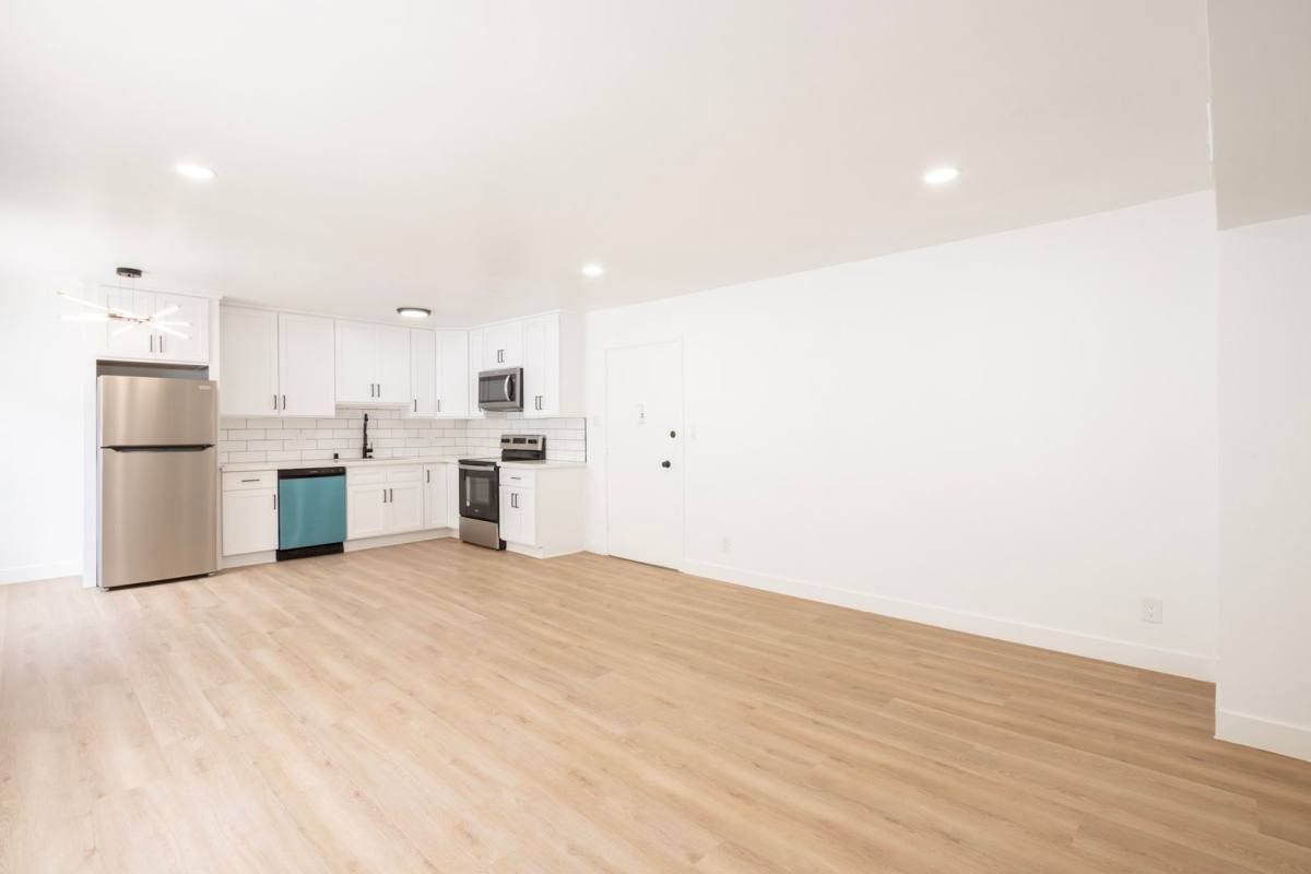 Apartment for rent at 1626 N Fuller Ave, Los Angeles, CA 90046