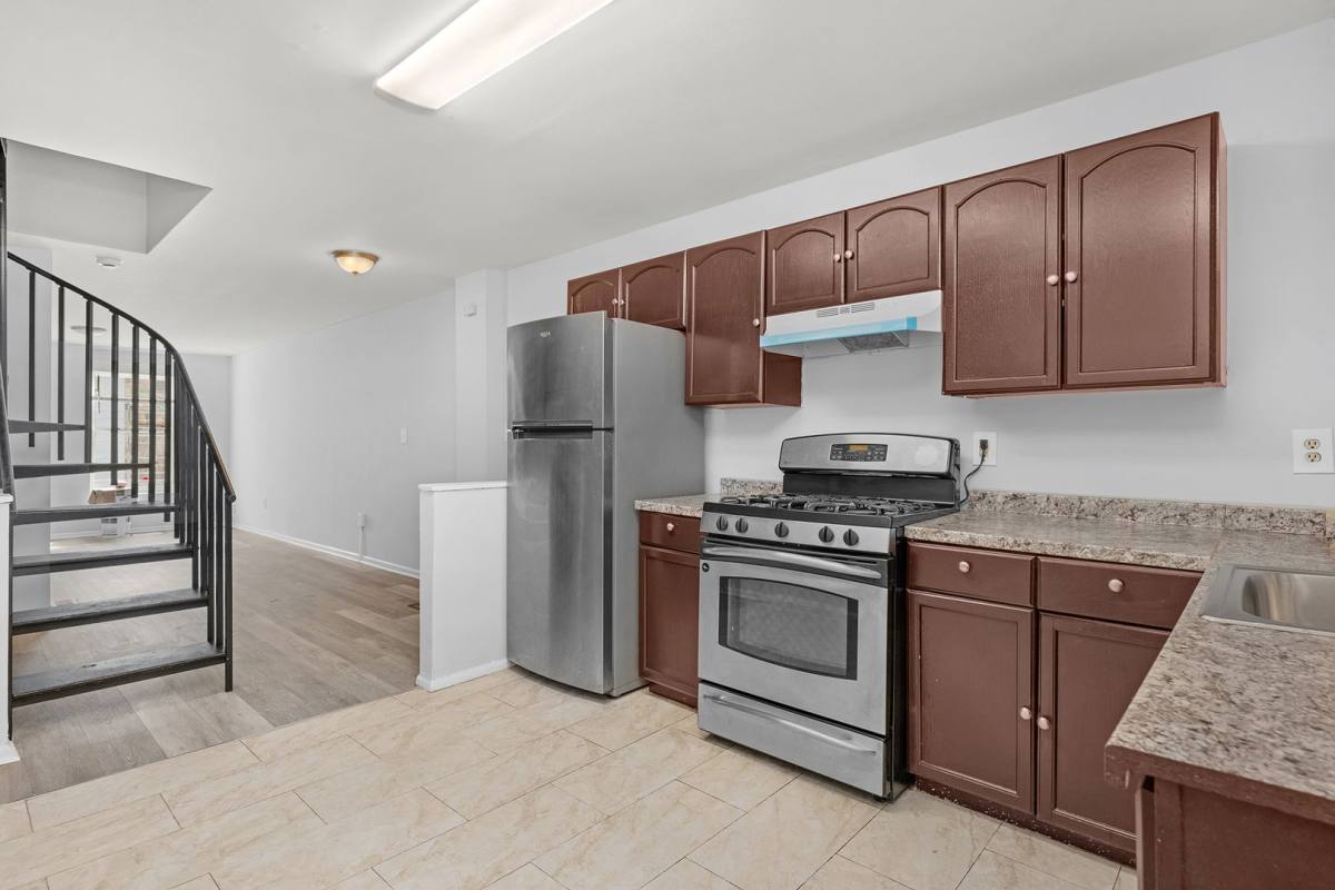 Townhouse for rent at 502 N Glover St, Baltimore, MD 21205
