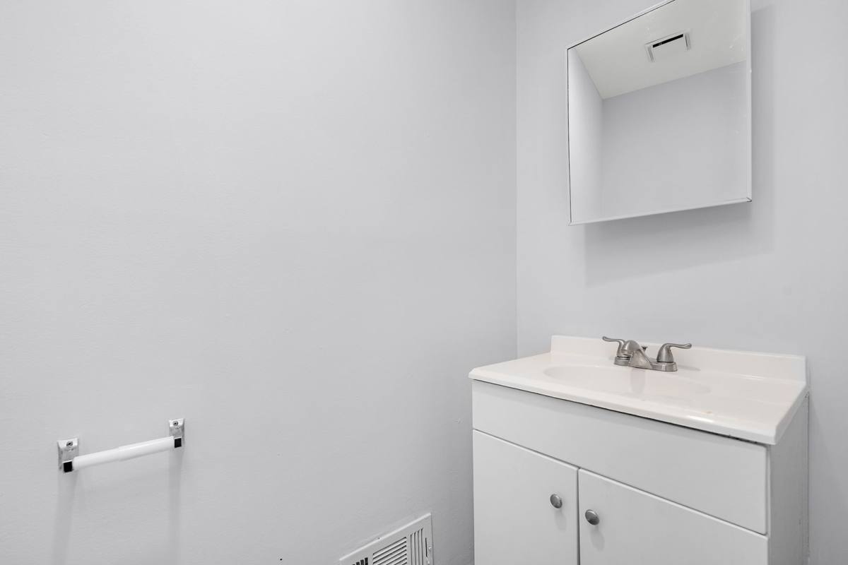 Townhouse for rent at 502 N Glover St, Baltimore, MD 21205