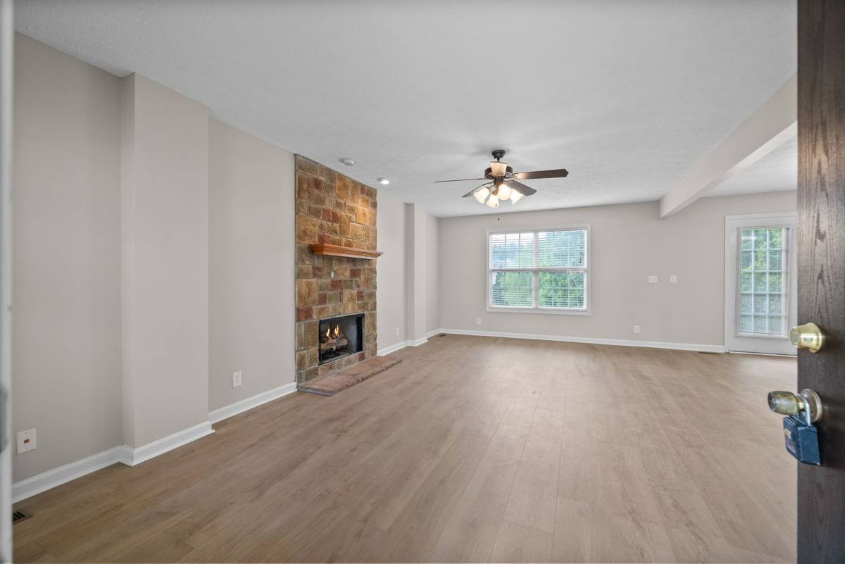 House for rent at 2872 Sharpie Dr, Clarksville, TN 37040