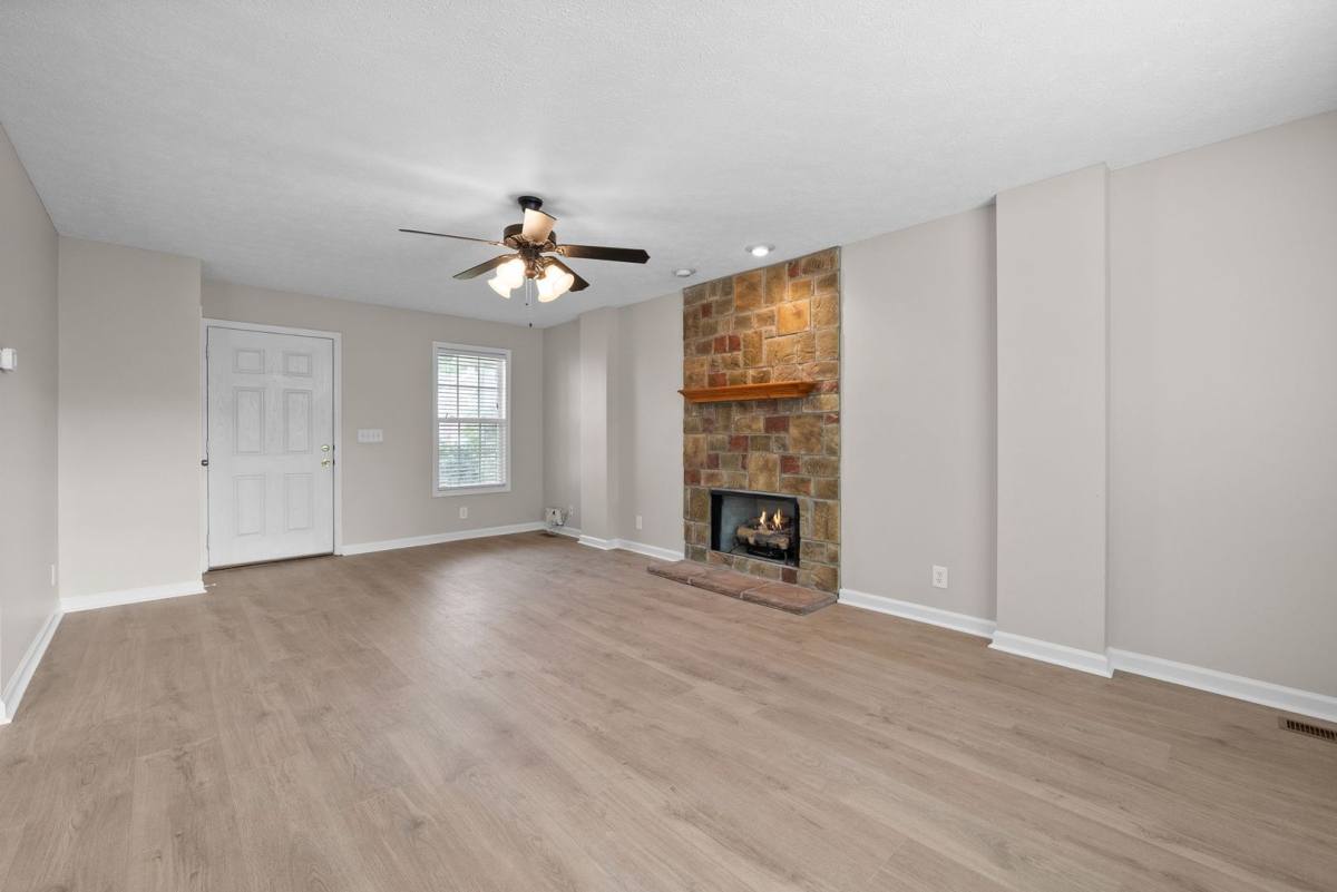 House for rent at 2872 Sharpie Dr, Clarksville, TN 37040