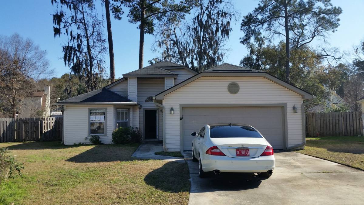 Townhouse for rent at 8 St Ives Court, Savannah, GA 31419