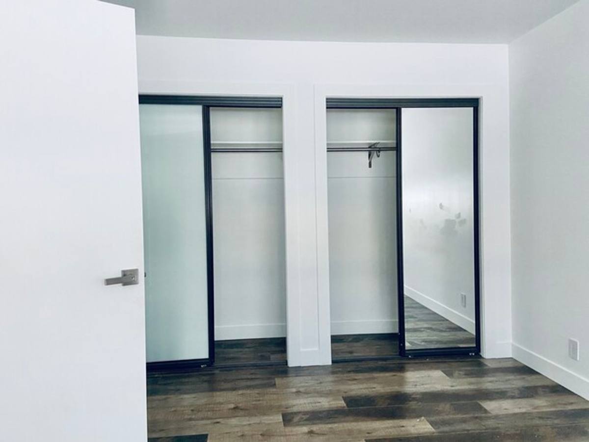 Apartment for rent at 2730 Raymond Ave, Los Angeles, CA 90007