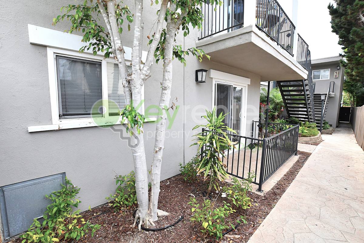 Apartment for rent at 911 Missouri St, San Diego, CA 92109