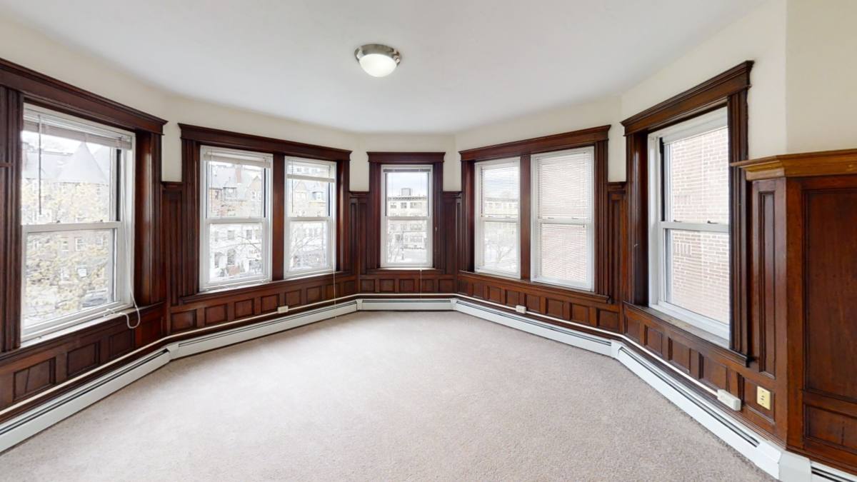 Apartment for rent at 1405 Beacon St #5, Brookline, MA 02446