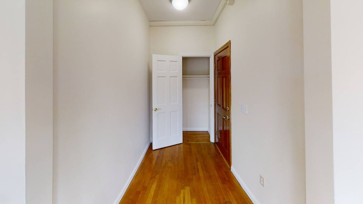 Apartment for rent at 1405 Beacon St #5, Brookline, MA 02446