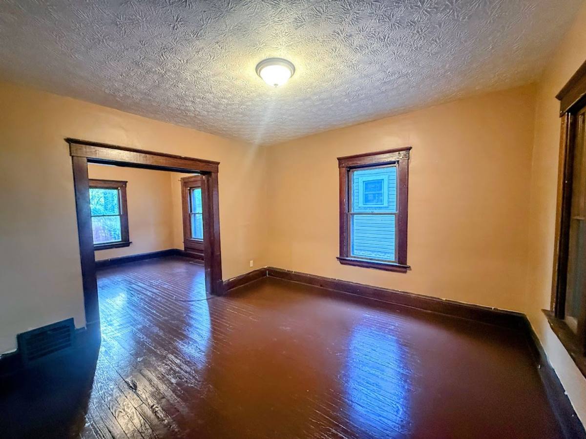 House for rent at 638 Merton Ave, Akron, OH 44306