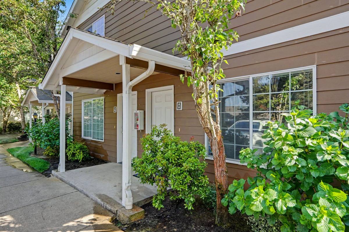 Apartment for rent at 3138 Pringle Rd SE, Salem, OR 97302