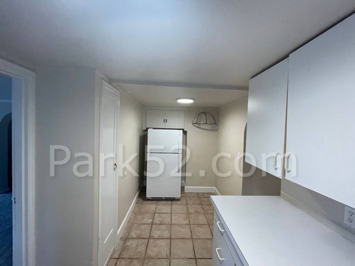 Apartment for rent at 406 N 6th St, Tacoma, WA 98403